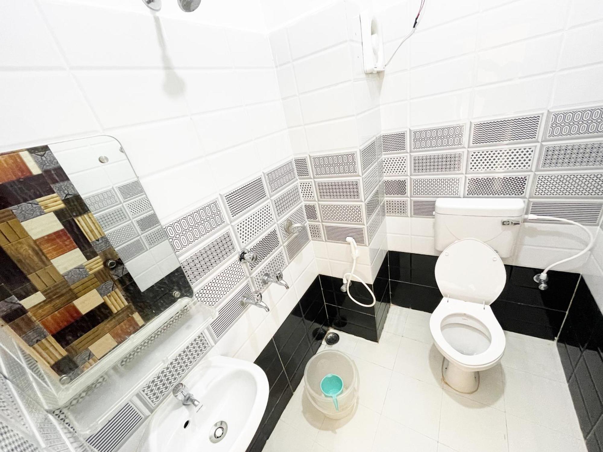 פורי Hotel Seven Inn By Seven Group מראה חיצוני תמונה