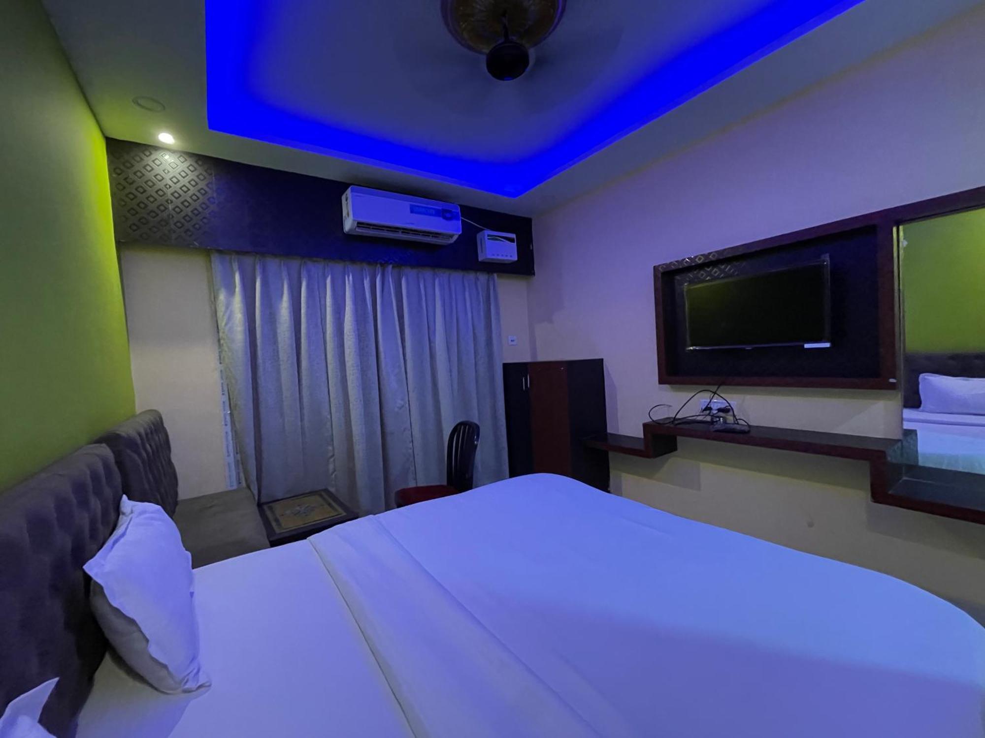 פורי Hotel Seven Inn By Seven Group מראה חיצוני תמונה